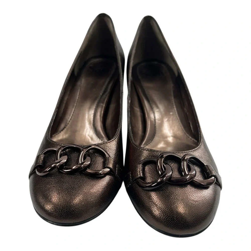 Sofft Women's Size 9.5 Copper Brown Metallic Leather  2”Heels Preowned